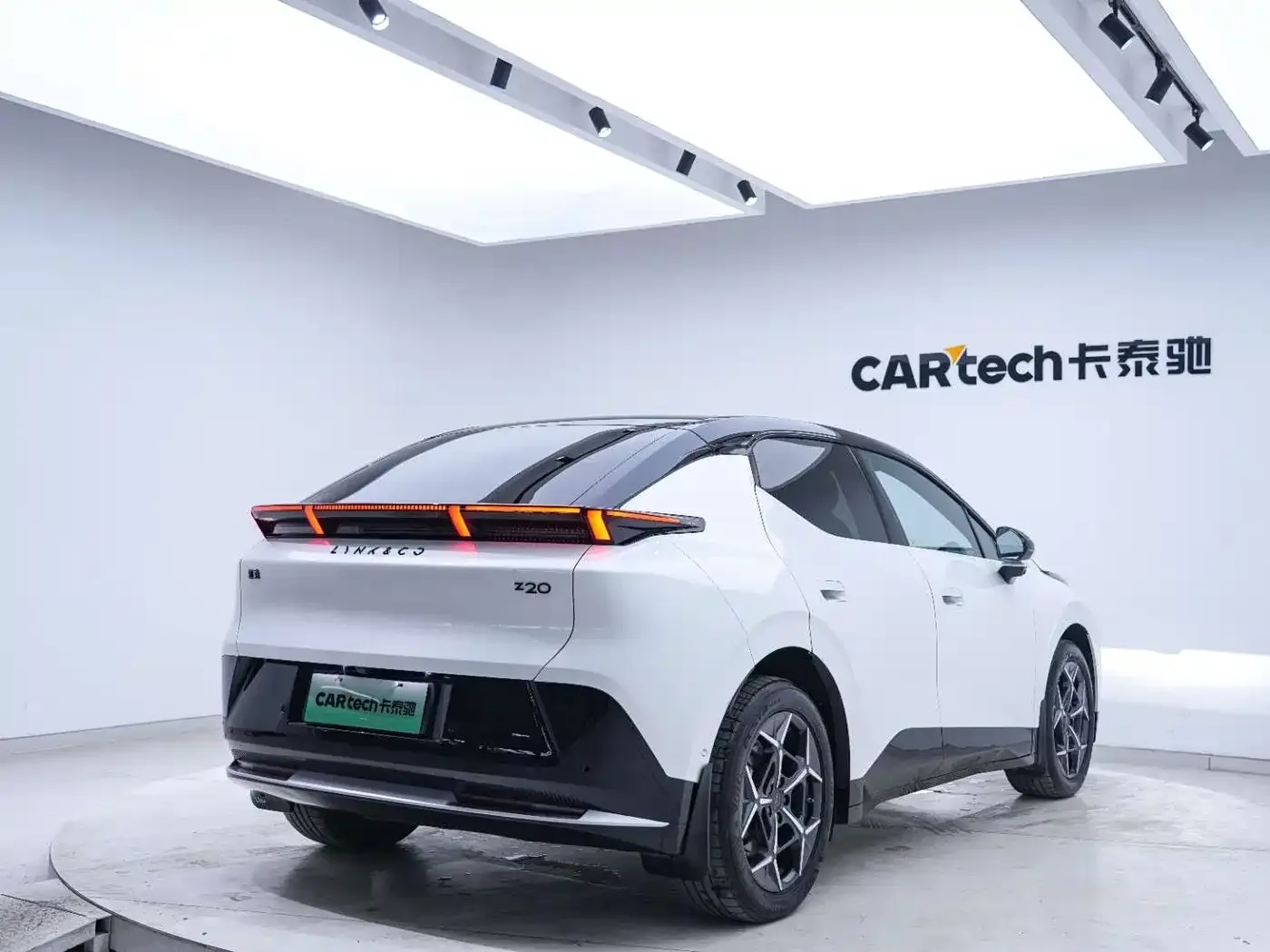 Lynk & Co Lynk & Co Z20 2025 530km RWD Pro — Фото автомобиля 18