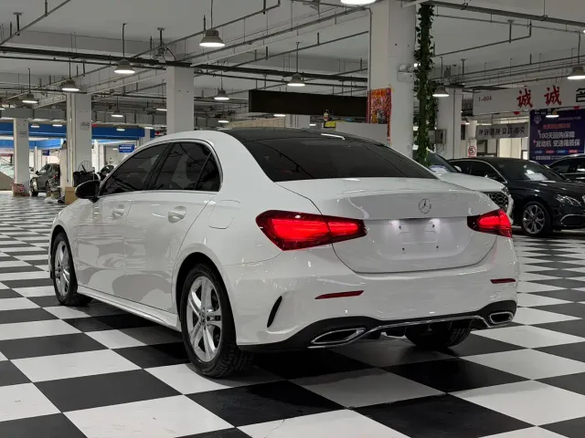 Mercedes-Benz A-Class — Фото автомобиля 16