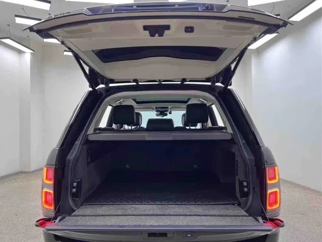 Land Rover Range Rover — Фото автомобиля 30
