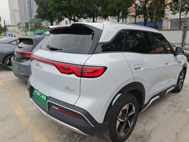 BYD Yuan UP — Фото автомобиля 6