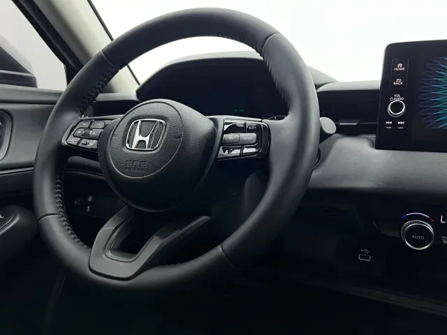 Honda Vezel — Фото автомобиля 12