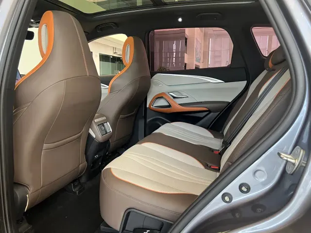 BYD Song Pro — Фото автомобиля 7