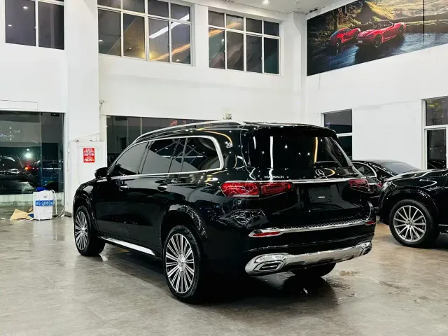 Mercedes-Benz GLS-Class — Фото автомобиля 4