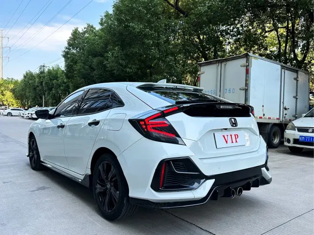 Honda Civic — Фото автомобиля 14