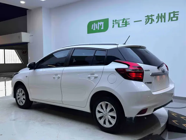 Toyota YARiS L Zhi Xuan 2022 1.5L CVT Leading PLUS Edition — Фото автомобиля 4