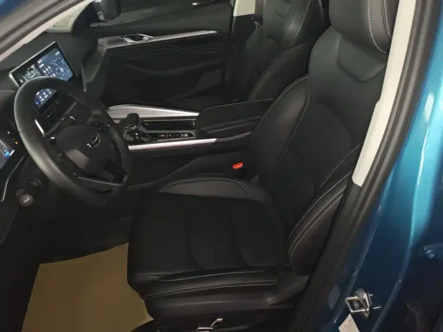 Geely Xingrui — Фото автомобиля 14