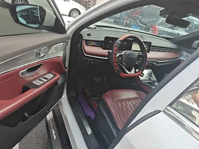 Jetour X70 Plus — Фото автомобиля 15