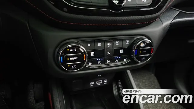 ChevroletGMDaewoo Trailblazer Trailblazer 1.3 турбо 4WD — Фото автомобиля 30