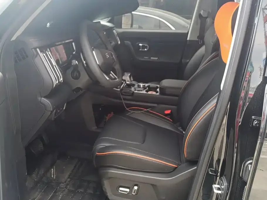 Jetour Jetour Freedom 2025 2.0TD Crosser — Фото автомобиля 9