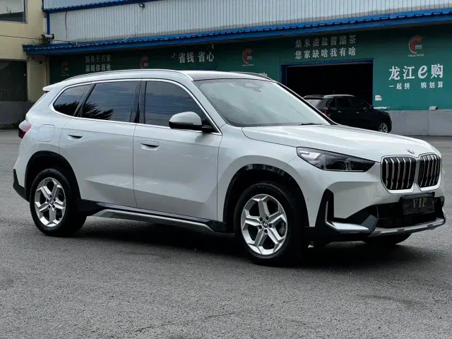 BMW X1 — Фото автомобиля 2