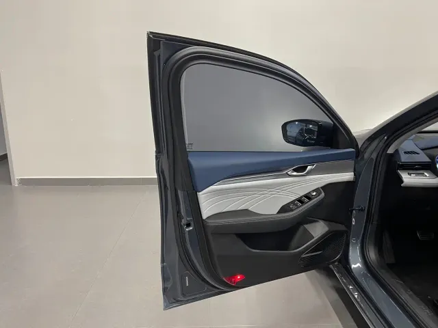 Geely Xingrui — Фото автомобиля 12