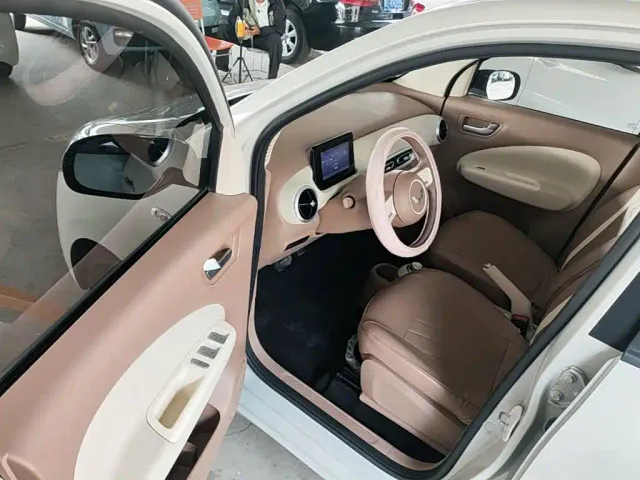 Wuling Hongguang Mini EV — Фото автомобиля 15