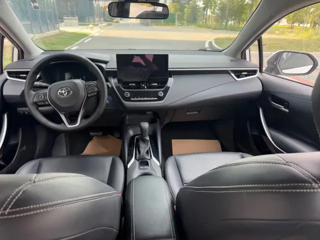 Toyota Corolla — Фото автомобиля 5