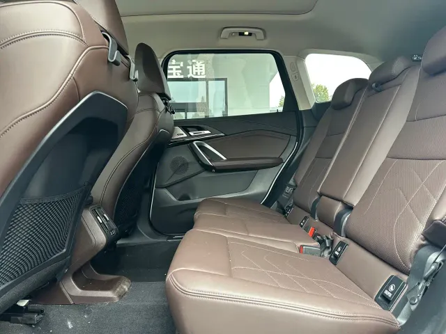 BMW X1 — Фото автомобиля 8