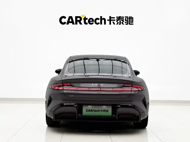 Xiaomi SU7 — Фото автомобиля 24