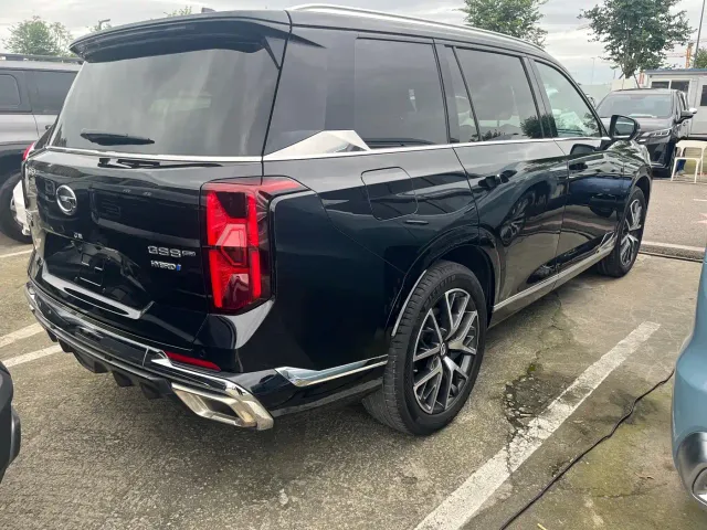 GAC Trumpchi GS8 — Фото автомобиля 16