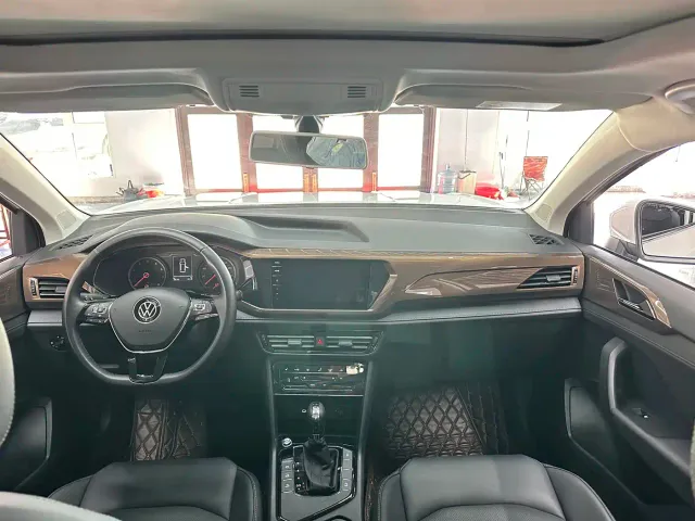 Volkswagen Tharu — Фото автомобиля 9