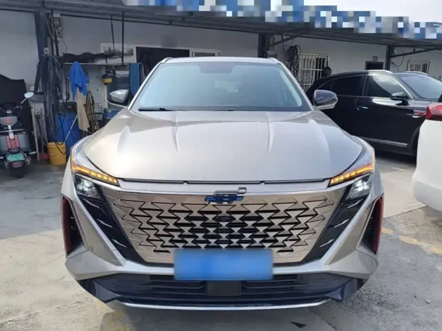 Changan Z6 — Фото автомобиля 2