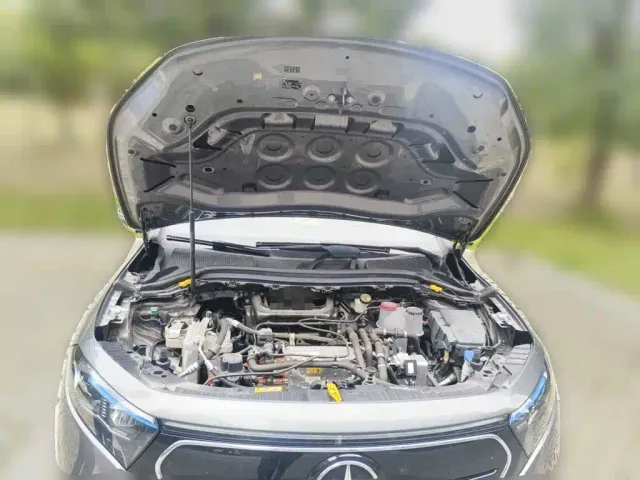 Mercedes-Benz EQA — Фото автомобиля 3