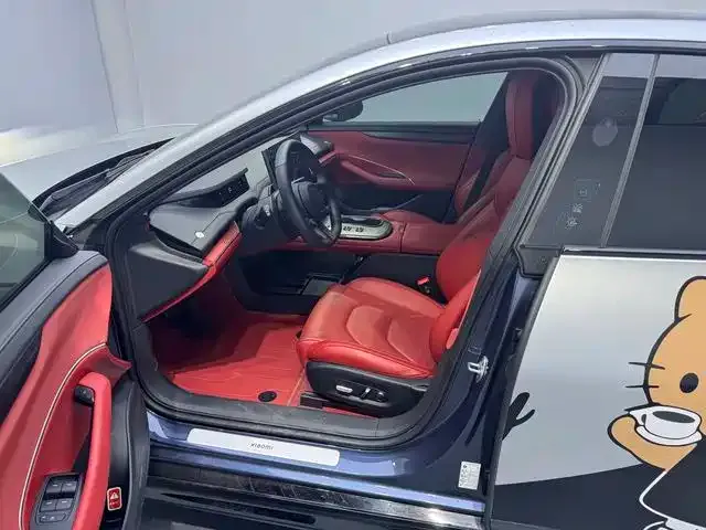 Xiaomi SU7 — Фото автомобиля 12