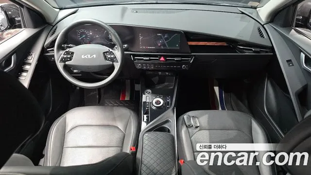 Kia Niro New — Фото автомобиля 10
