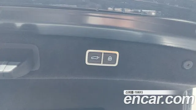 Genesis G90 Бензин 3.5 турбо AWD — Фото автомобиля 15