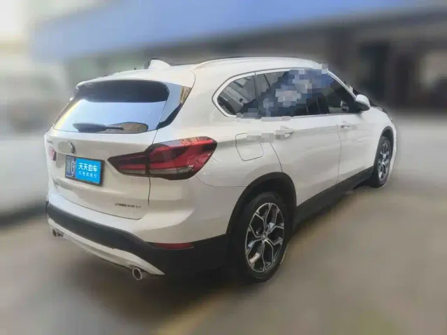 BMW X1 — Фото автомобиля 5