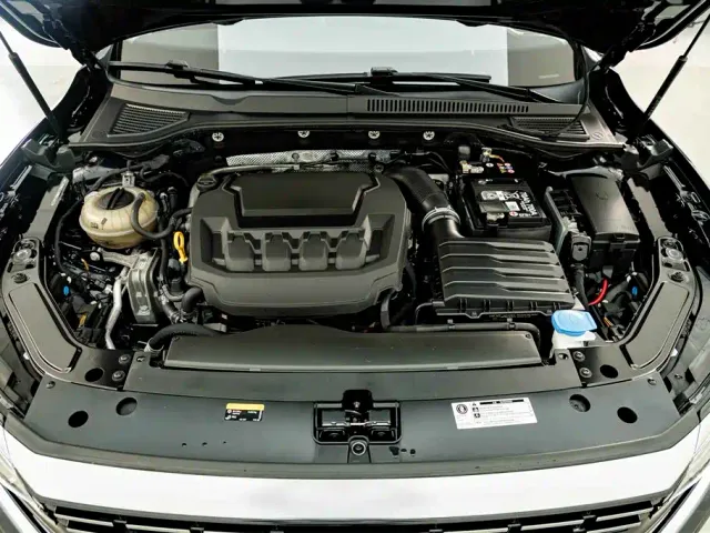 Volkswagen Passat — Фото автомобиля 25