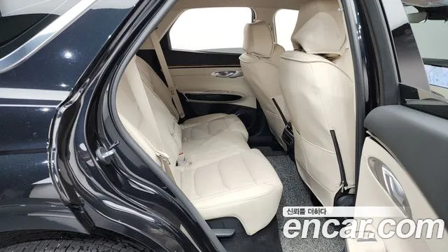 Genesis GV70 2.5T Бензин 2WD — Фото автомобиля 11