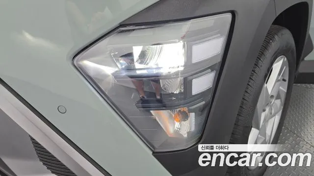 Hyundai Kona Kona (SX2) Бензин 1.6 турбо 2WD — Фото автомобиля 22