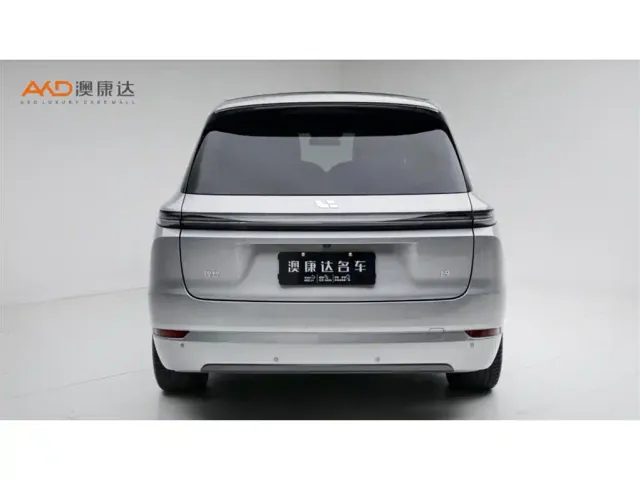 Li Auto L9 — Фото автомобиля 4
