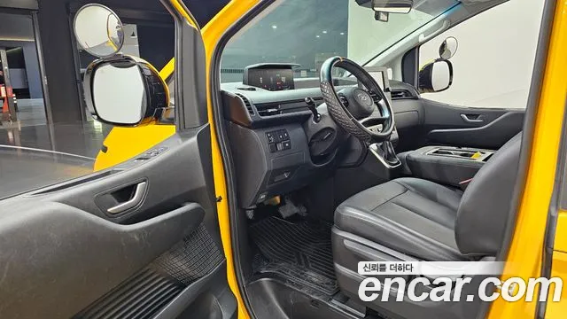 Hyundai Staria — Фото автомобиля 10