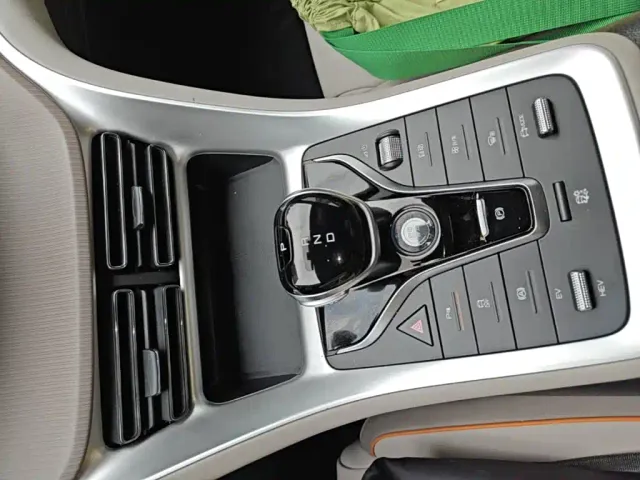 BYD Song Pro — Фото автомобиля 13