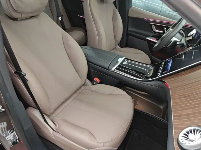 Mercedes-Benz EQE SUV — Фото автомобиля 24