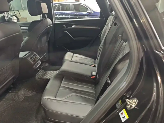 Audi Q5L — Фото автомобиля 21