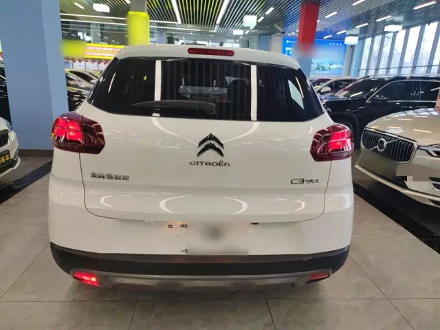 Citroen C3-XR — Фото автомобиля 3