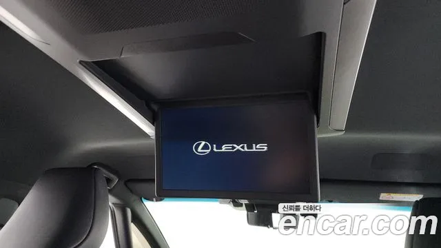 Lexus LM — Фото автомобиля 13