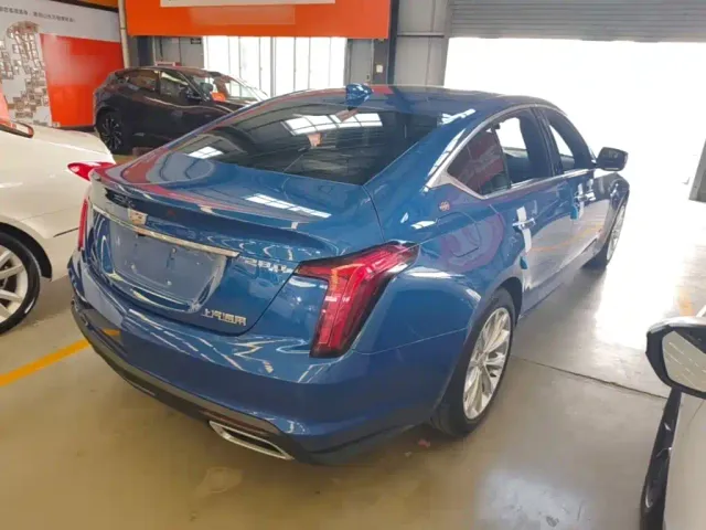 Cadillac CT5 — Фото автомобиля 6