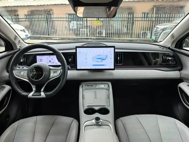 BYD Sealion 05 EV — Фото автомобиля 7