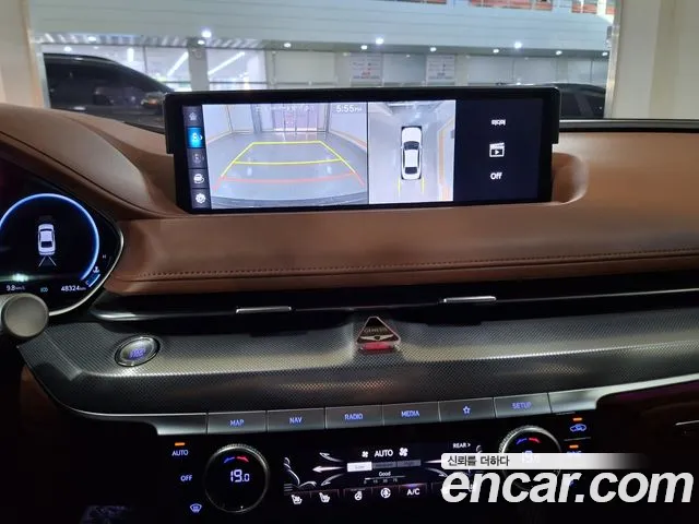 Genesis G80 Бензин 2.5 турбо AWD — Фото автомобиля 10