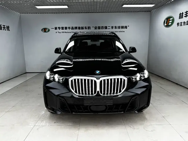 BMW X5 — Фото автомобиля 3