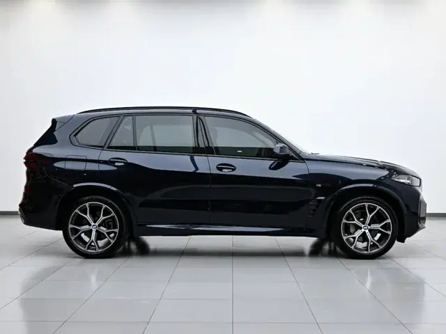 BMW X5 — Фото автомобиля 6