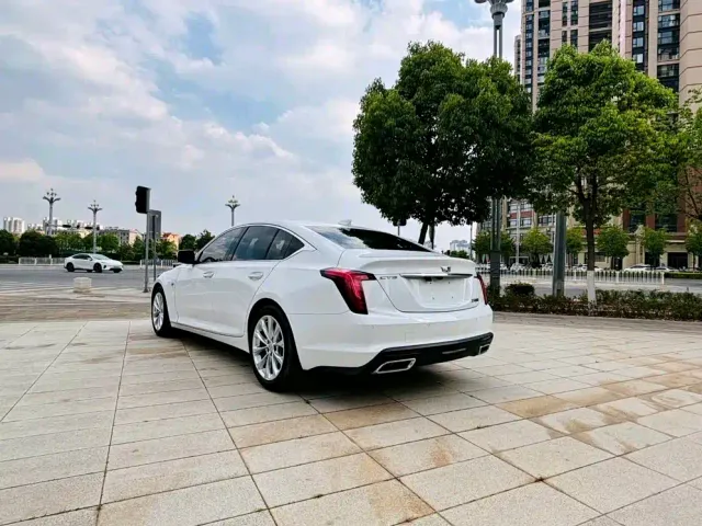 Cadillac CT5 — Фото автомобиля 4