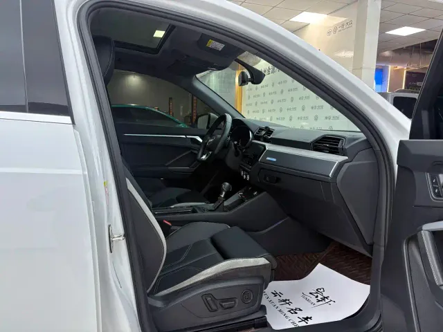 Audi Q3 — Фото автомобиля 21
