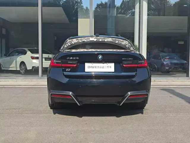 BMW i3 — Фото автомобиля 5