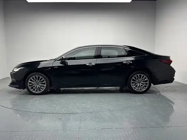 Toyota Avalon — Фото автомобиля 5