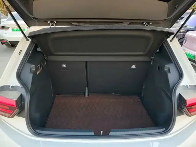 Volkswagen ID.3 — Фото автомобиля 18