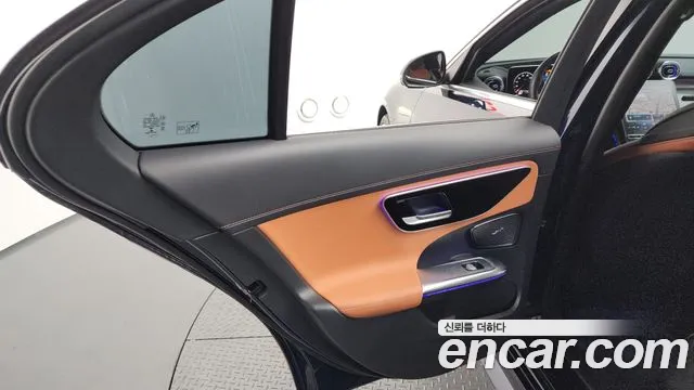 Mercedes-Benz C-Class — Фото автомобиля 25