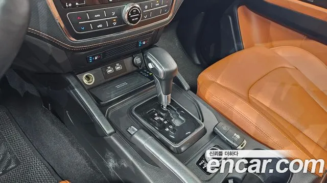 KG_Mobility_Ssangyong Rexton Новый Rexton Sport Khan Дизель 2.2 4WD — Фото автомобиля 8