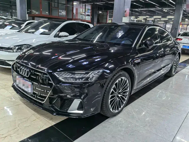 Фотография автомобиля — Audi A7L
